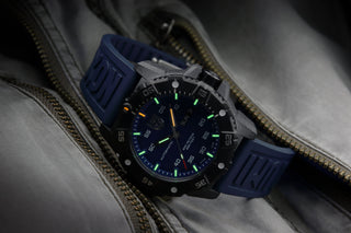 Master Carbon SEAL Automatic